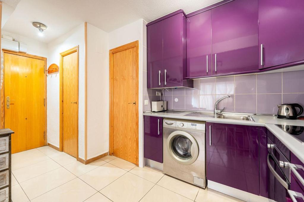 Apartamento En El Centro A Un Minuto De La Playa Бенидорм Екстериор снимка